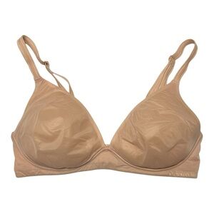 Victoria’s Secret Light Pink Tan No Wire Lightly Lined T Shirt Bra 36C